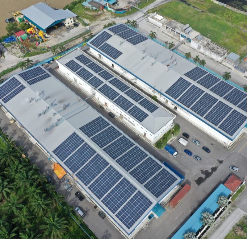 Ray Go Solar EPC focusses on rooftop solar panel system installations, for larger commercial players that often have extensive unused space on their buildings like warehouses or factories. - Ray Go Solar